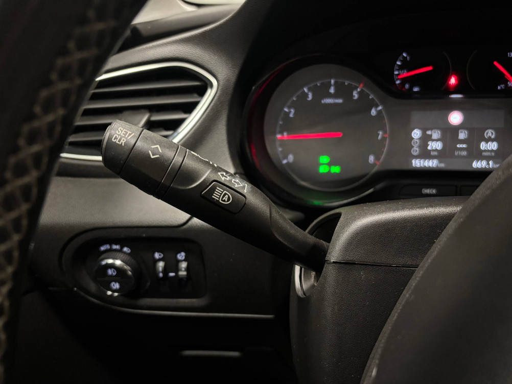 Acheter Opel Grandland X Grandland X 1.5 Diesel 130 ch Design & Tech 5p occasion dans les concessions du Groupe Faurie