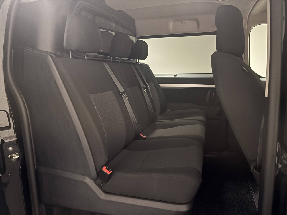 Acheter Opel Vivaro Fourgon VIVARO CA FIXE L3 2.0 DIESEL 180 CH PTAC AUGMENTE BVA8 PACK BUSINESS 4p occasion dans les concessions du Groupe Faurie