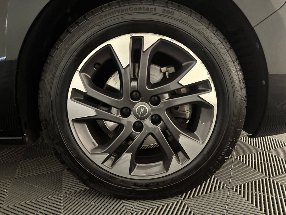 Acheter Opel Vivaro Fourgon VIVARO CA FIXE L3 2.0 DIESEL 180 CH PTAC AUGMENTE BVA8 PACK BUSINESS 4p occasion dans les concessions du Groupe Faurie