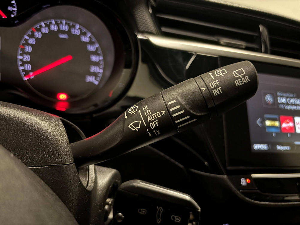 Acheter Opel Corsa Corsa 1.2 75 ch BVM5 Elegance Business 5p occasion dans les concessions du Groupe Faurie