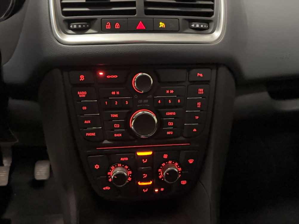 Acheter Opel Meriva Meriva 1.4 - 120 Twinport Start/Stop Cosmo 5p occasion dans les concessions du Groupe Faurie