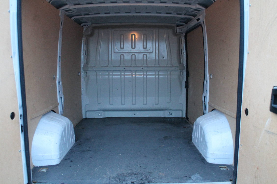 Acheter Peugeot Boxer BOXER TOLE 333 L1H1 BLUEHDI 140 S&S ASPHALT 4p occasion dans les concessions du Groupe Faurie