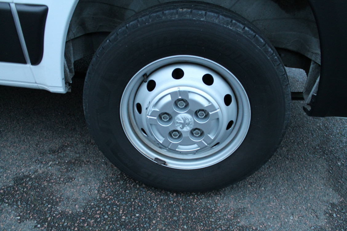 Acheter Peugeot Boxer BOXER TOLE 333 L1H1 BLUEHDI 140 S&S ASPHALT 4p occasion dans les concessions du Groupe Faurie