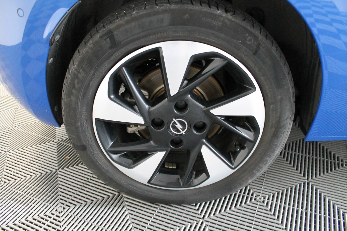 Acheter Opel Corsa E Corsa Electrique 136 ch & Batterie 50 kWh  5p occasion dans les concessions du Groupe Faurie