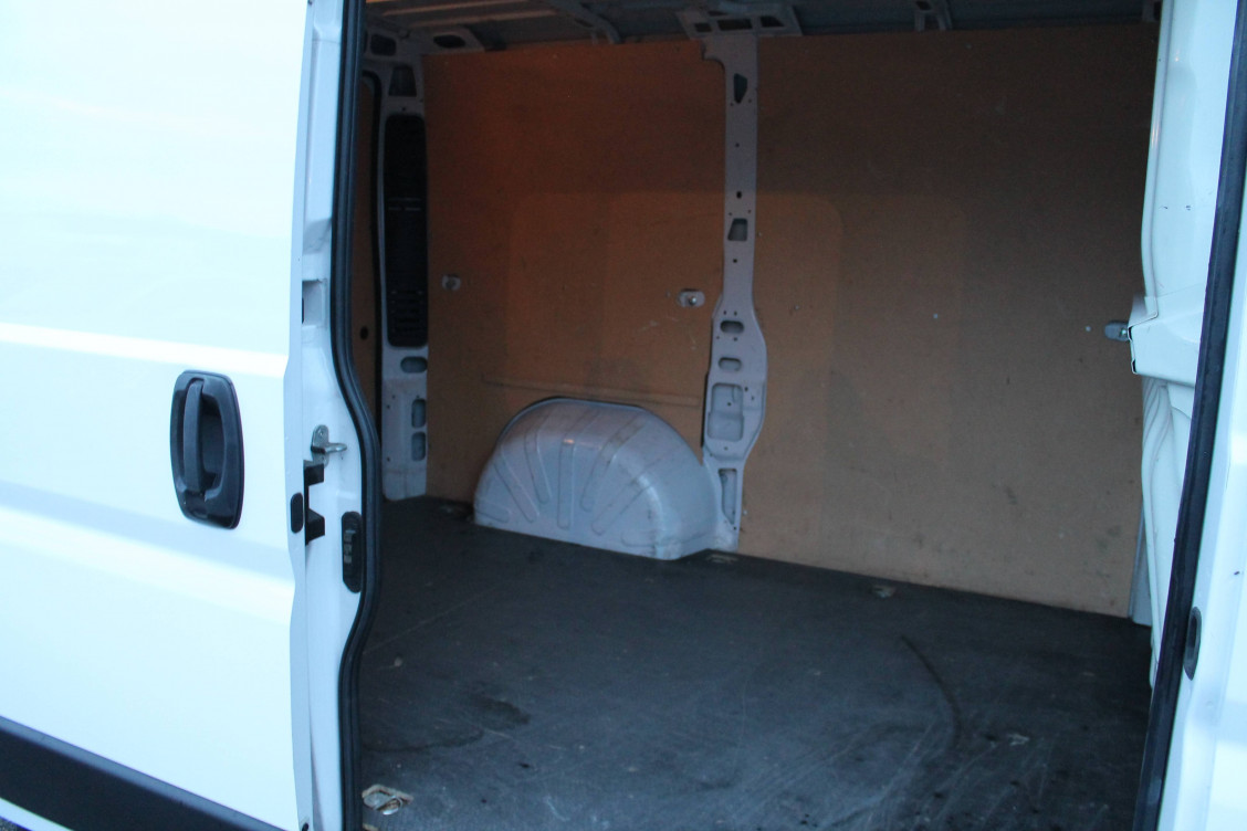 Acheter Peugeot Boxer BOXER TOLE 333 L1H1 BLUEHDI 140 S&S ASPHALT 4p occasion dans les concessions du Groupe Faurie