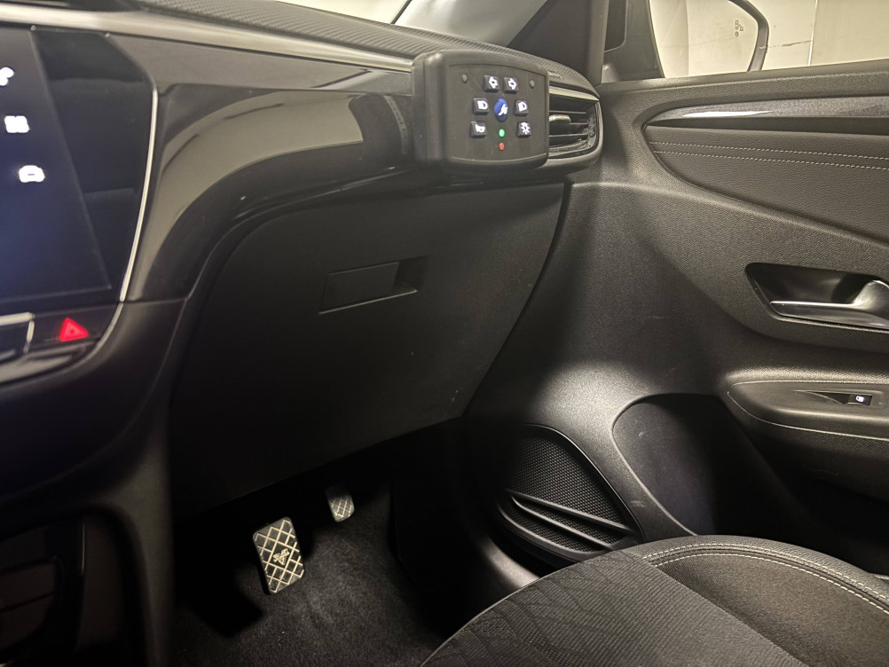 Acheter Opel Corsa Corsa 1.2 Turbo 100 ch BVA8 Elegance Business 5p occasion dans les concessions du Groupe Faurie