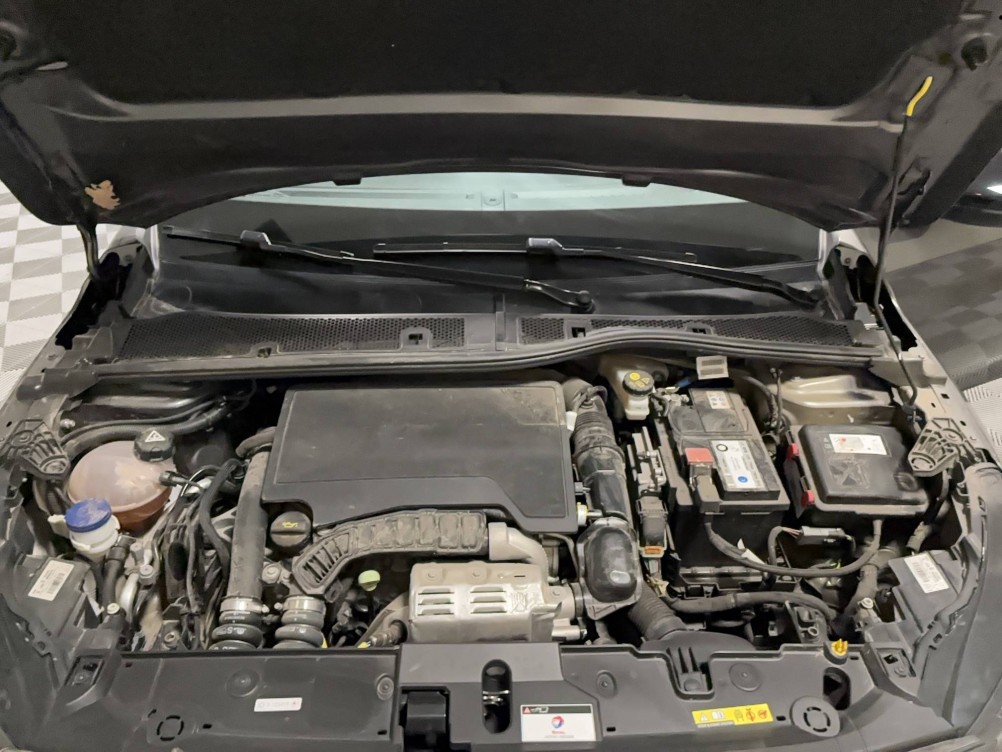 Acheter Peugeot 208 208 PureTech 100 S&S BVM6 Allure 5p occasion dans les concessions du Groupe Faurie