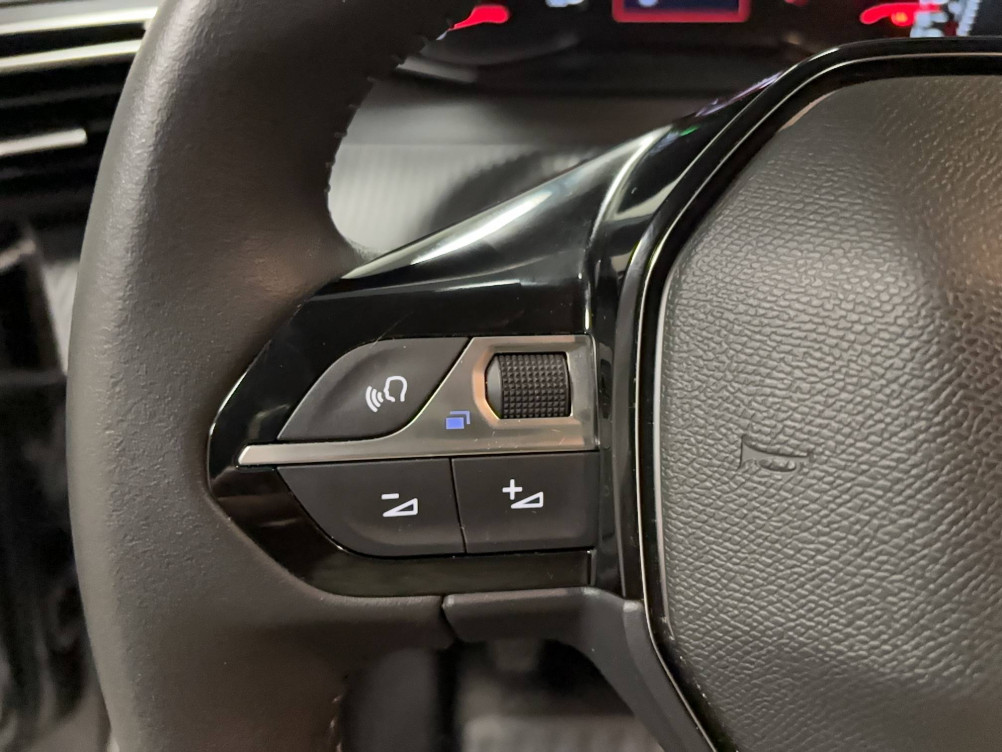 Acheter Peugeot 208 208 PureTech 100 S&S BVM6 Allure 5p occasion dans les concessions du Groupe Faurie