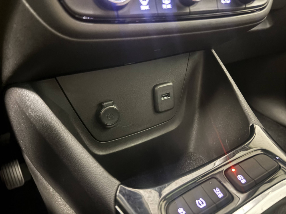 Acheter Opel Crossland Crossland 1.2 Turbo 110 ch BVM6 Elegance 5p occasion dans les concessions du Groupe Faurie