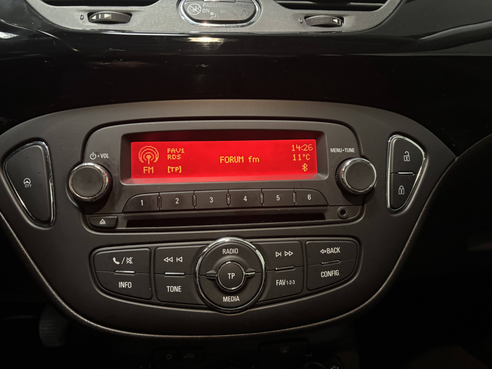 Acheter Opel Corsa Corsa 1.4 75 ch Enjoy 3p occasion dans les concessions du Groupe Faurie