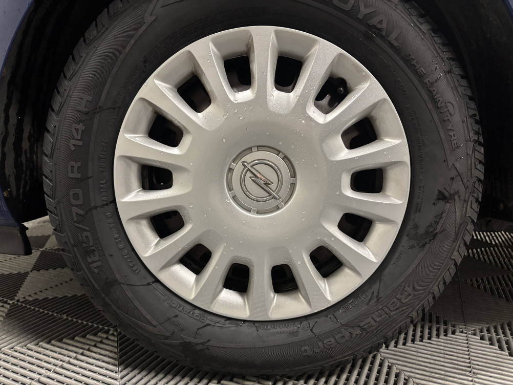 Acheter Opel Corsa Corsa 1.4 75 ch Enjoy 3p occasion dans les concessions du Groupe Faurie