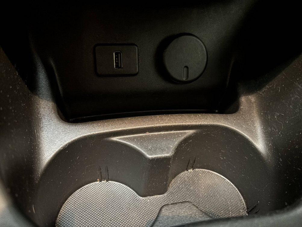 Acheter Opel Corsa Corsa 1.4 75 ch Enjoy 3p occasion dans les concessions du Groupe Faurie