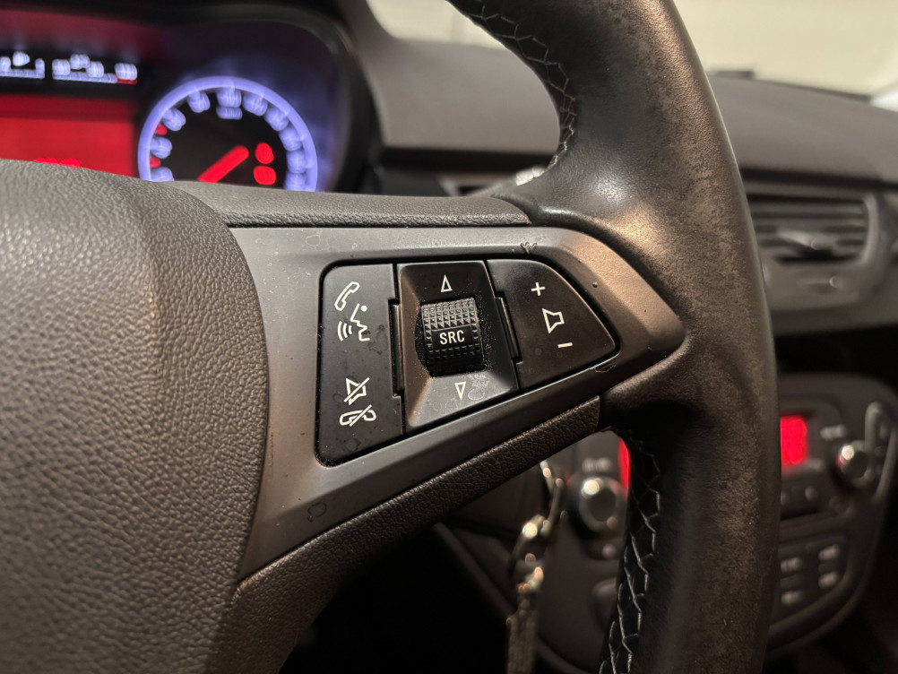 Acheter Opel Corsa Corsa 1.4 75 ch Enjoy 3p occasion dans les concessions du Groupe Faurie