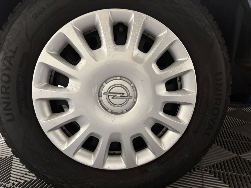 Acheter Opel Corsa Corsa 1.4 75 ch Enjoy 3p occasion dans les concessions du Groupe Faurie