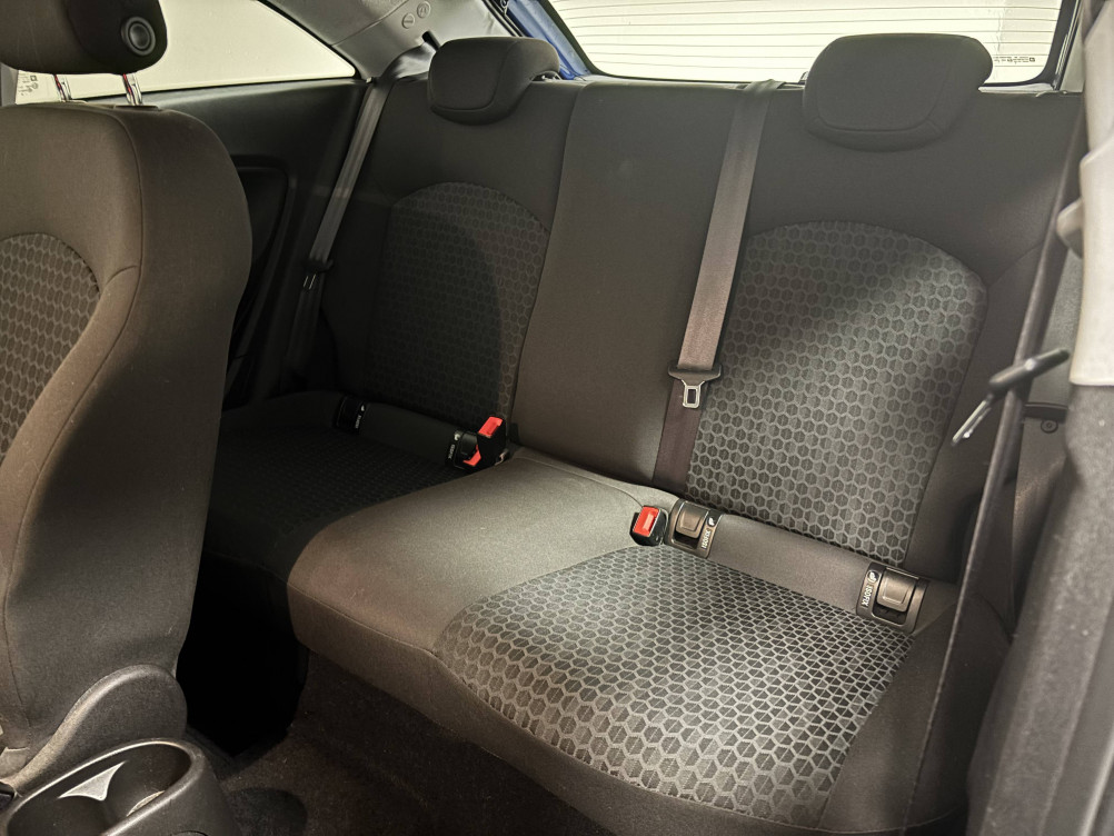 Acheter Opel Corsa Corsa 1.4 75 ch Enjoy 3p occasion dans les concessions du Groupe Faurie