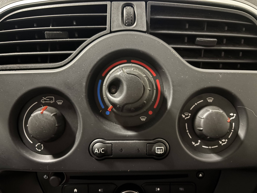 Acheter Renault Kangoo Express 2 KANGOO EXPRESS BLUE DCI 95 EXTRA R-LINK 5p occasion dans les concessions du Groupe Faurie