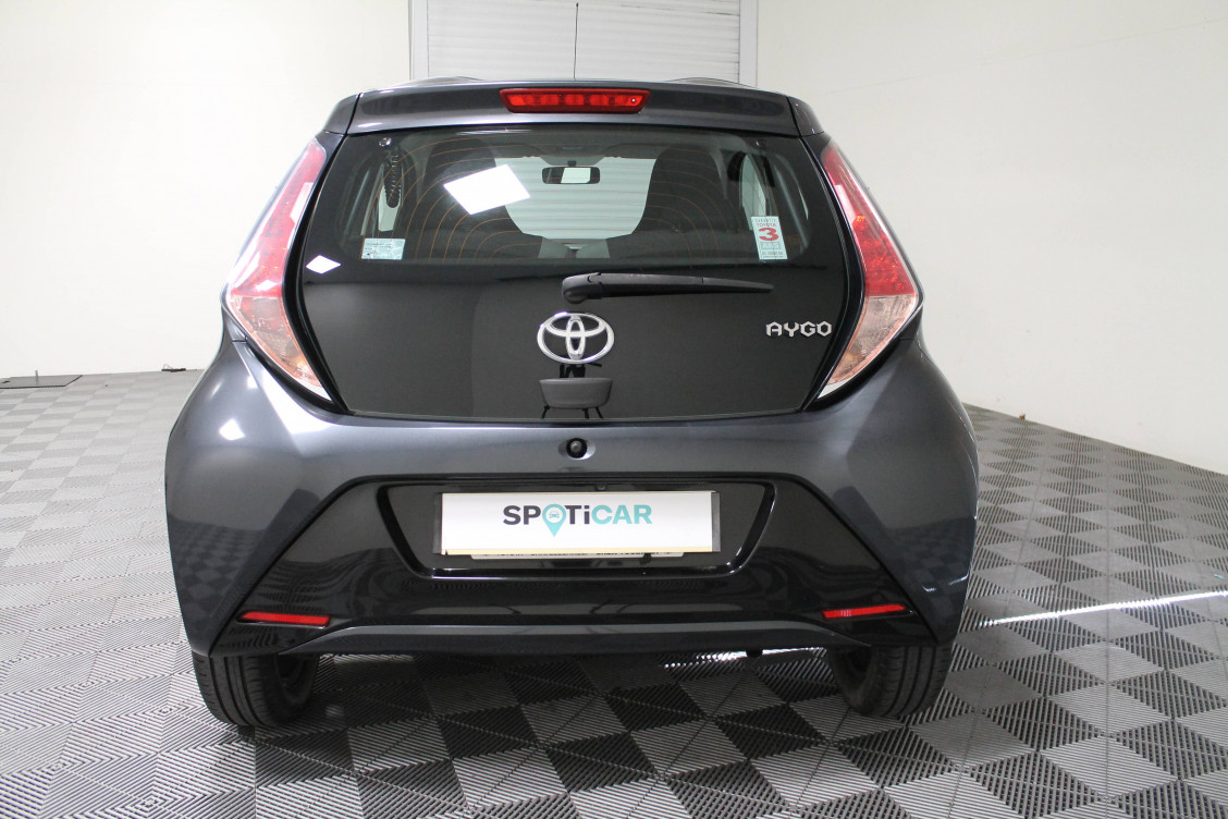 Acheter Toyota Aygo Aygo 1.0 VVT-i x-play 5p occasion dans les concessions du Groupe Faurie