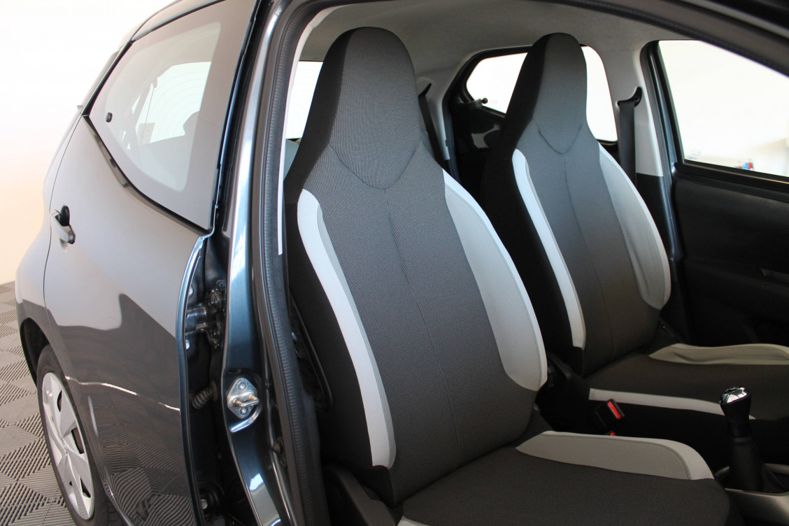 Acheter Toyota Aygo Aygo 1.0 VVT-i x-play 5p occasion dans les concessions du Groupe Faurie