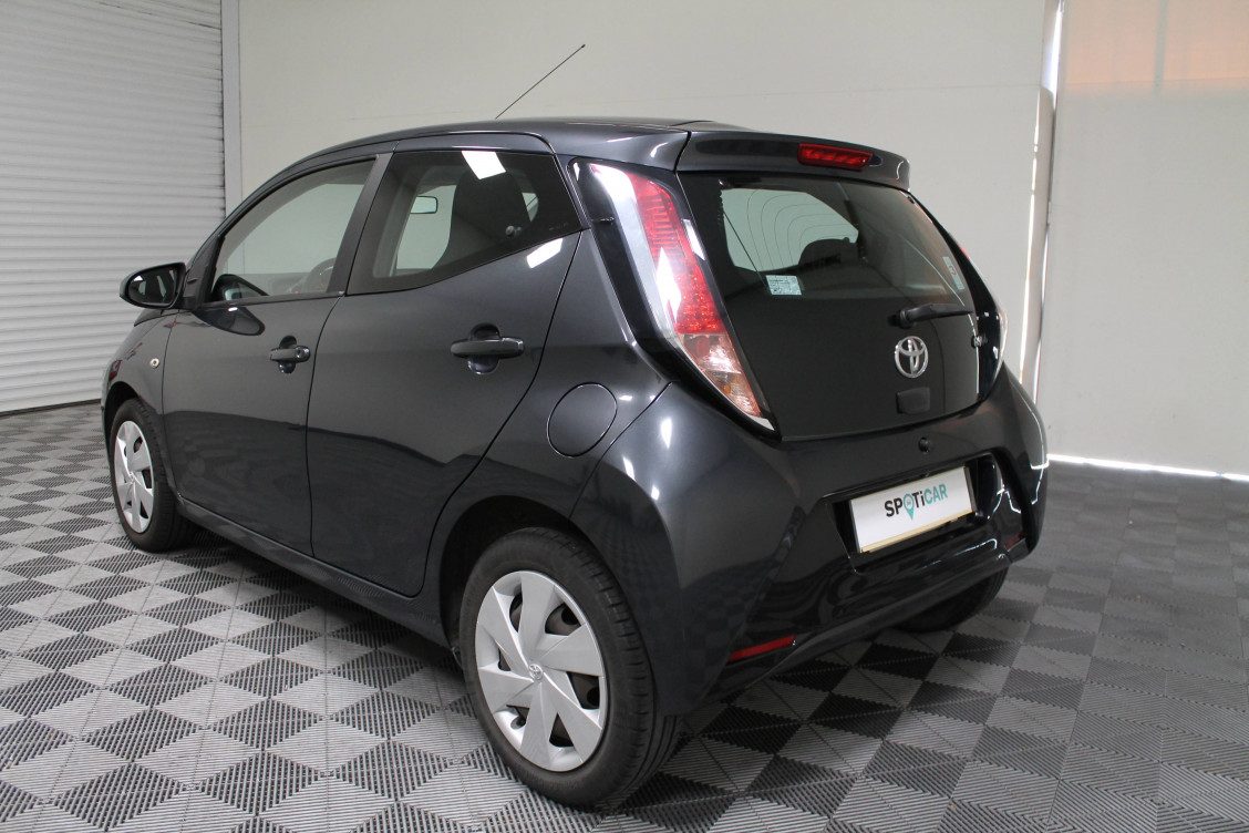 Acheter Toyota Aygo Aygo 1.0 VVT-i x-play 5p occasion dans les concessions du Groupe Faurie