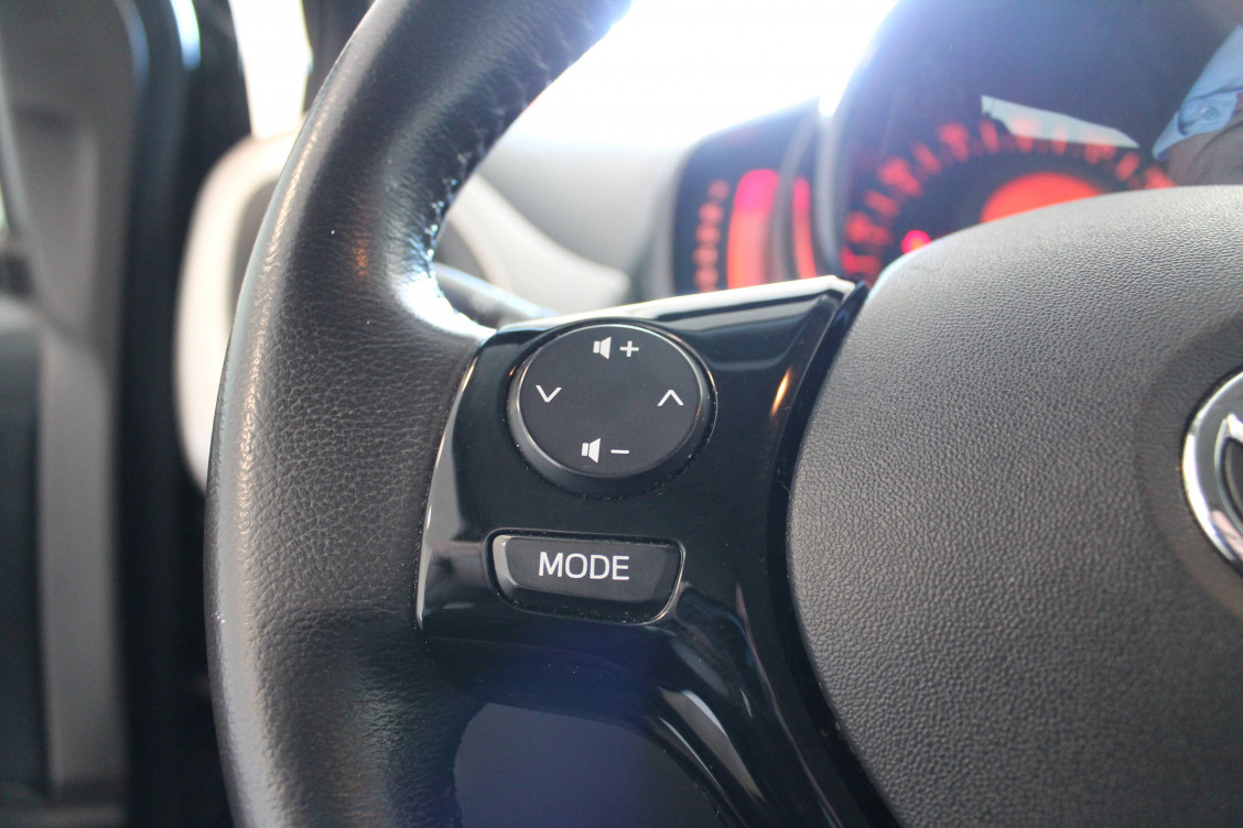 Acheter Toyota Aygo Aygo 1.0 VVT-i x-play 5p occasion dans les concessions du Groupe Faurie