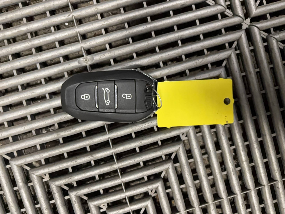 Acheter Opel Mokka Mokka 1.2 Turbo 130 ch BVA8 Elegance Business 5p occasion dans les concessions du Groupe Faurie