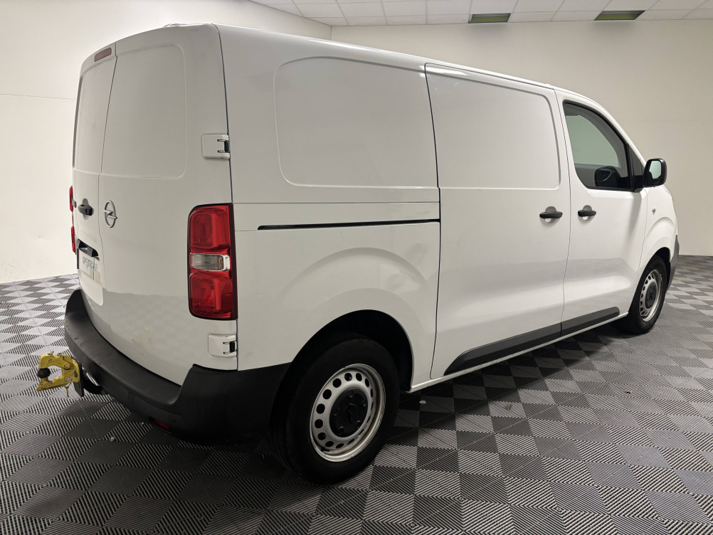 Acheter Opel Vivaro Fourgon VIVARO FGN L2 2.0 DIESEL 120 CH PTAC AUGMENTE PACK CLIM 4p occasion dans les concessions du Groupe Faurie