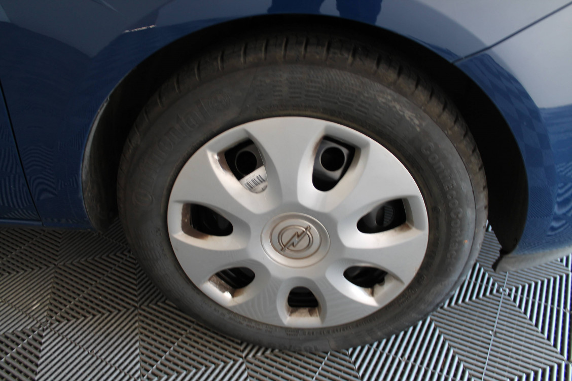 Acheter Opel Corsa E Corsa 1.4 90 ch Enjoy 5p occasion dans les concessions du Groupe Faurie