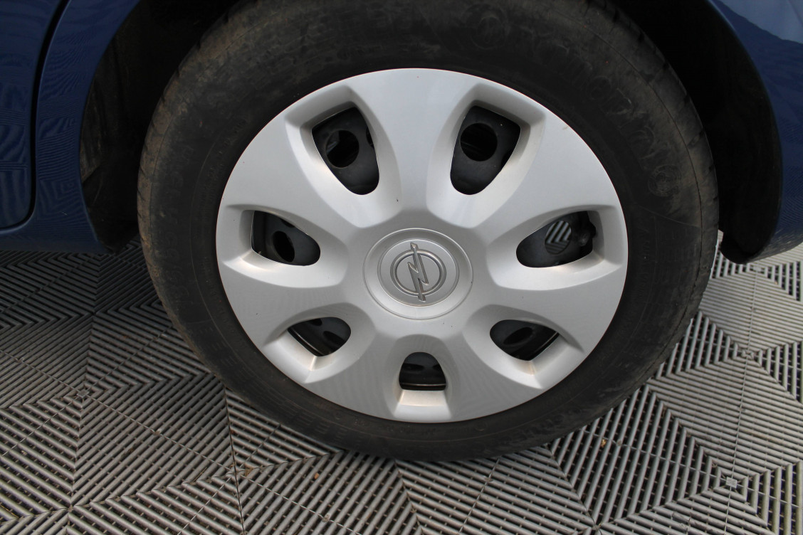 Acheter Opel Corsa E Corsa 1.4 90 ch Enjoy 5p occasion dans les concessions du Groupe Faurie