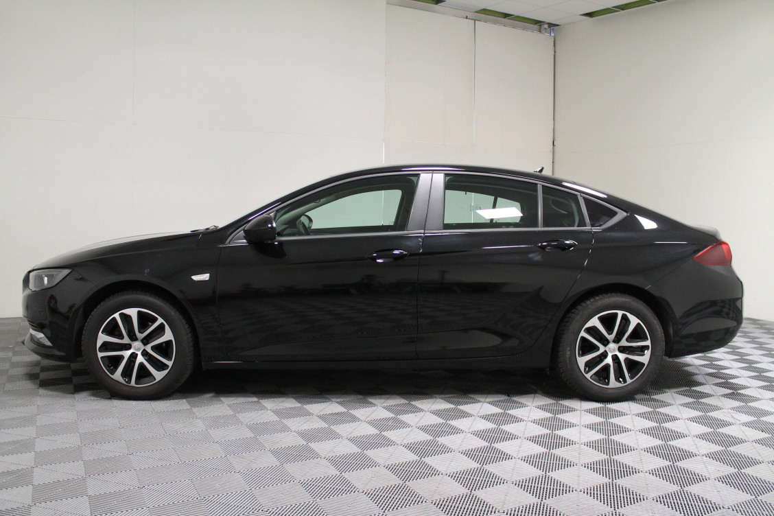 Acheter Opel Insignia Insignia Grand Sport 1.6 Diesel 136 ch Edition Business 5p occasion dans les concessions du Groupe Faurie