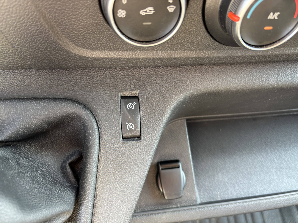 Acheter Renault Master 3 MASTER FGN TRAC F3500 L2H2 BLUE DCI 135 CONFORT 4p occasion dans les concessions du Groupe Faurie