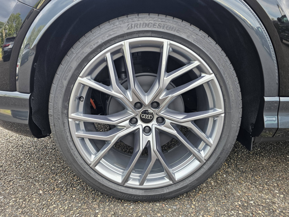 Acheter Audi Q4 Q4 e-tron Sportback 45 285 ch 82 kWh S line 5p neuf dans les concessions du Groupe Faurie