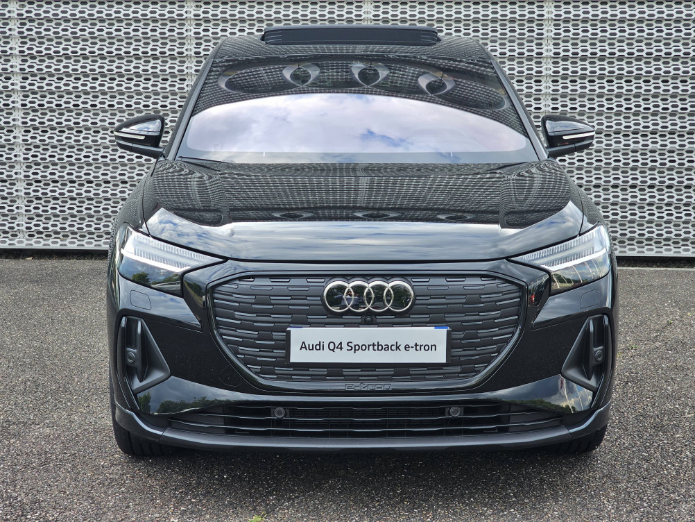 Acheter Audi Q4 Q4 e-tron Sportback 45 285 ch 82 kWh S line 5p neuf dans les concessions du Groupe Faurie