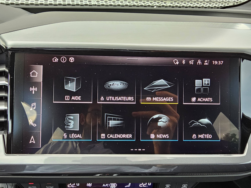 Acheter Audi Q4 Q4 e-tron Sportback 45 285 ch 82 kWh S line 5p neuf dans les concessions du Groupe Faurie