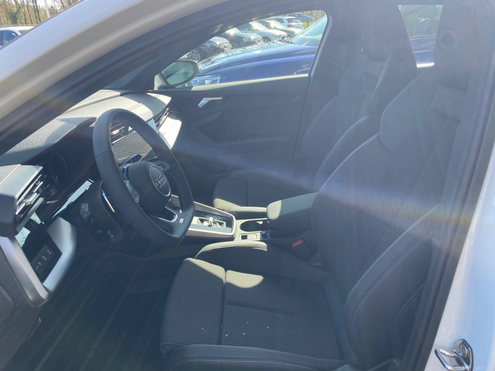 Acheter Audi A3 A3 Sportback 40 TFSIe 204 S tronic 6 S Line 5p neuf dans les concessions du Groupe Faurie