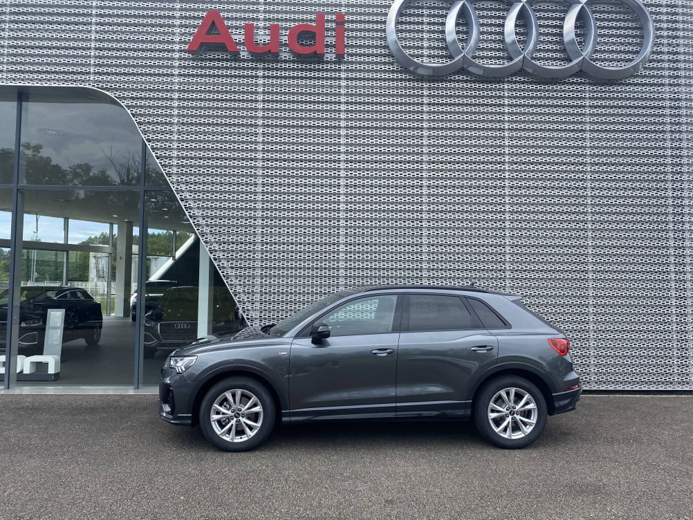 Acheter Audi Q3 Q3 35 TFSI 150 ch S tronic 7 S line 5p neuf dans les concessions du Groupe Faurie
