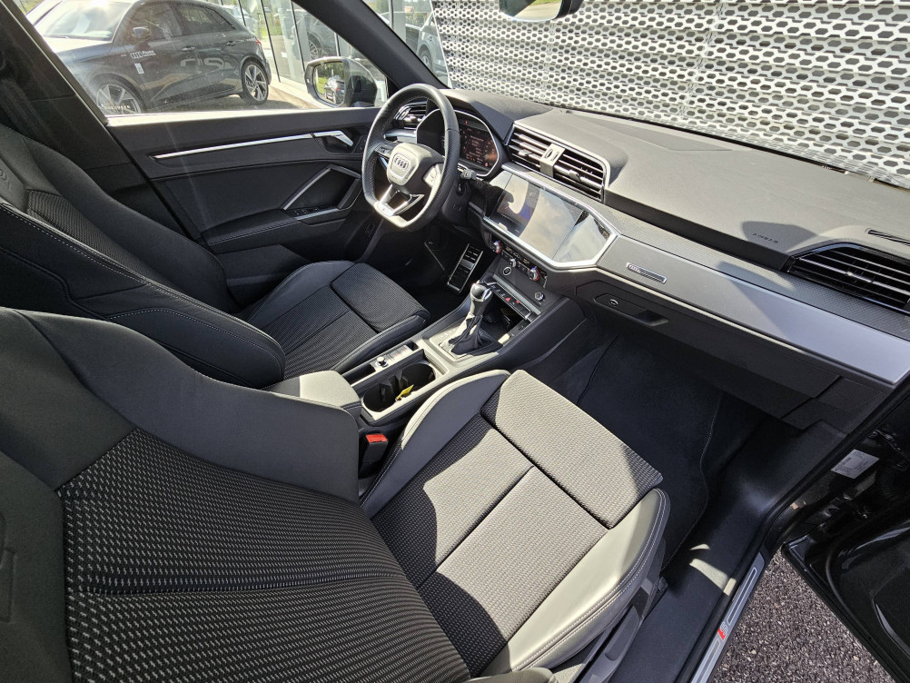 Acheter Audi Q3 Q3 35 TFSI 150 ch S tronic 7 S line 5p occasion dans les concessions du Groupe Faurie