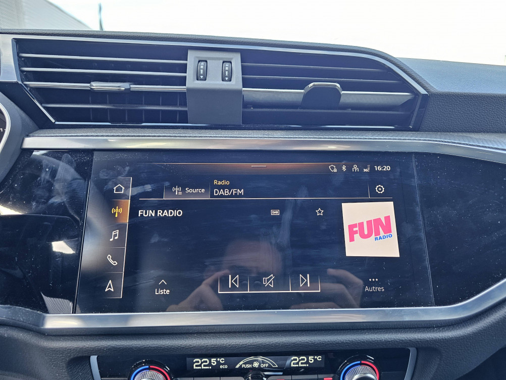 Acheter Audi Q3 Q3 35 TFSI 150 ch S tronic 7 S line 5p occasion dans les concessions du Groupe Faurie