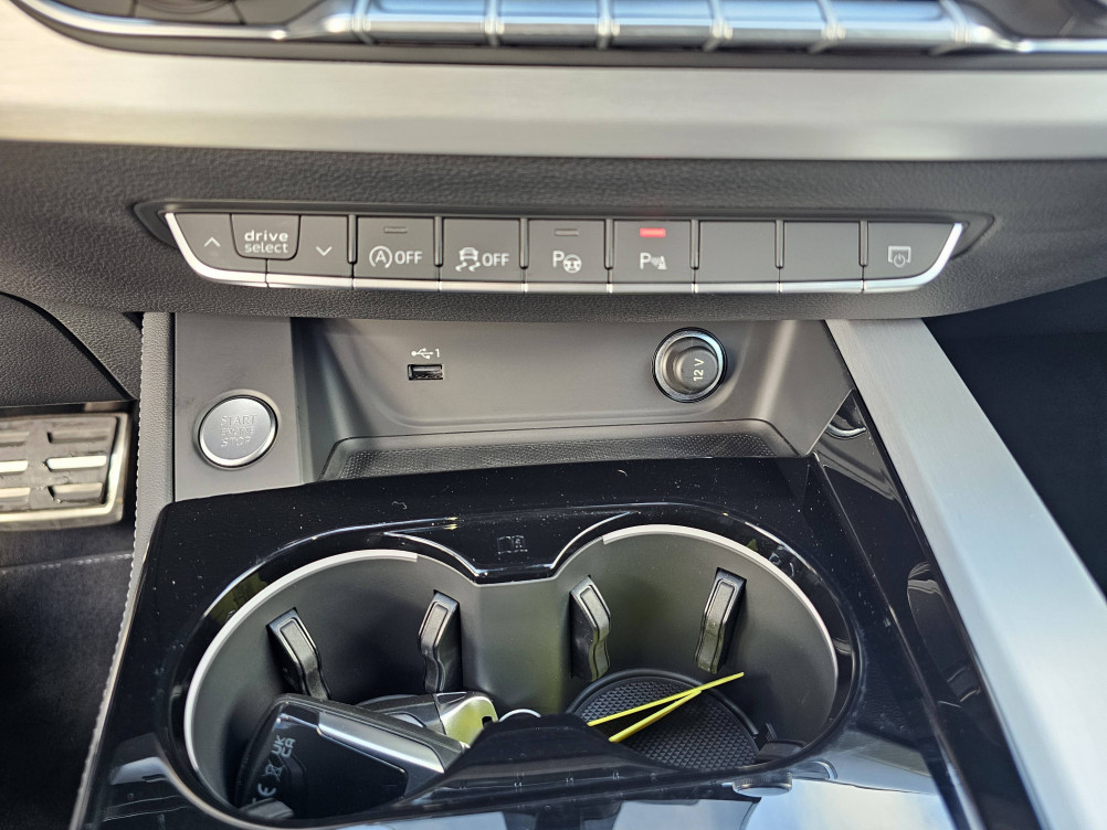 Acheter Audi A4 A4 Avant 40 TDI 204 S tronic 7 Competition 5p occasion dans les concessions du Groupe Faurie