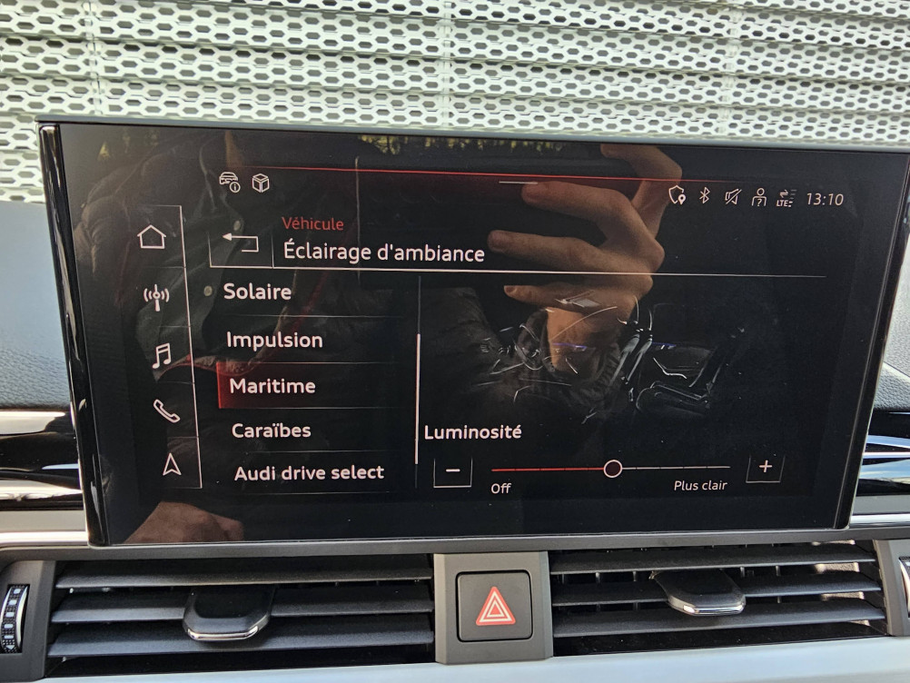 Acheter Audi A4 A4 Avant 40 TDI 204 S tronic 7 Competition 5p occasion dans les concessions du Groupe Faurie