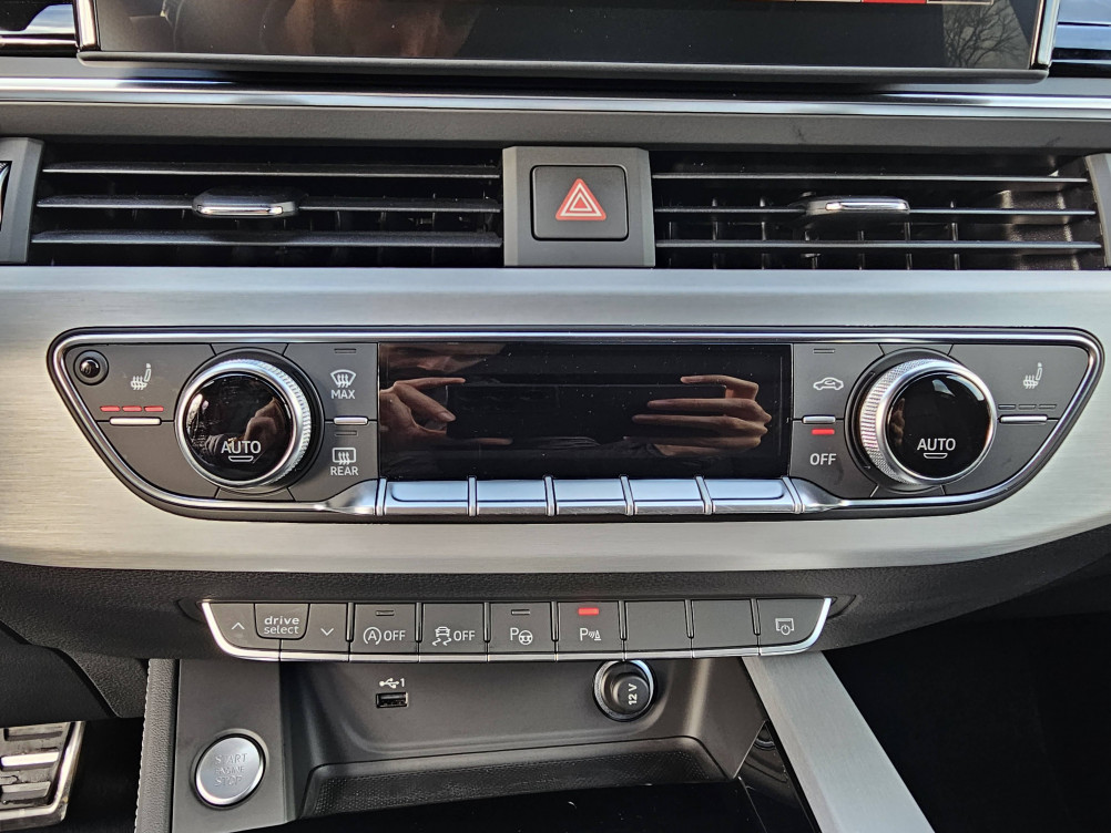 Acheter Audi A4 A4 Avant 40 TDI 204 S tronic 7 Competition 5p occasion dans les concessions du Groupe Faurie