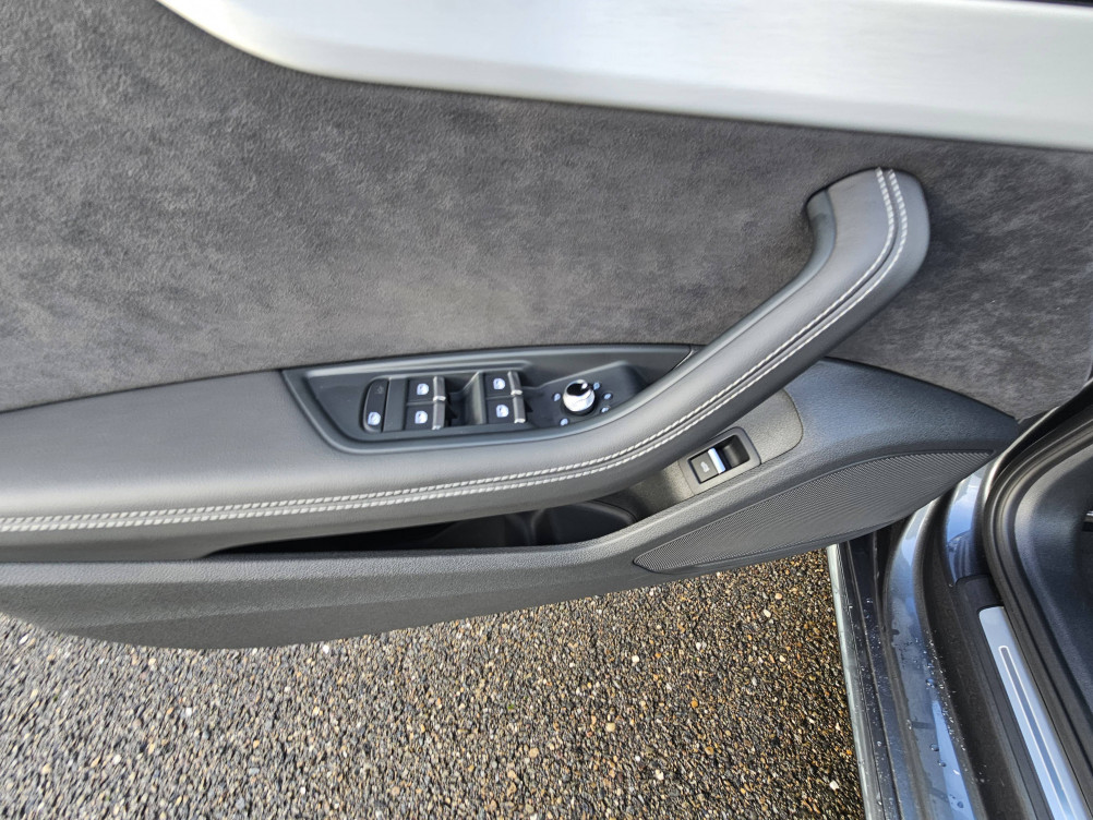 Acheter Audi A4 A4 Avant 40 TDI 204 S tronic 7 Competition 5p occasion dans les concessions du Groupe Faurie