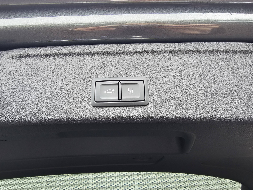 Acheter Audi A4 A4 Avant 35 TDI 163 S tronic 7 Competition 5p occasion dans les concessions du Groupe Faurie