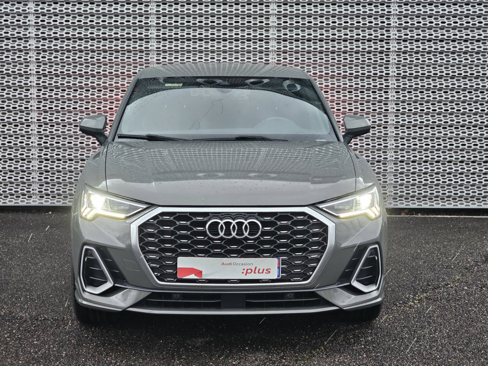 Acheter Audi Q3 Q3 Sportback 35 TDI 150 ch S tronic 7 S Edition 5p occasion dans les concessions du Groupe Faurie