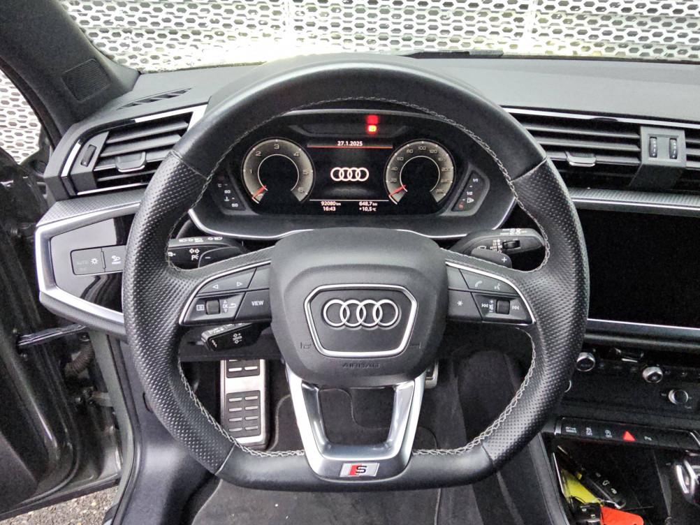 Acheter Audi Q3 Q3 Sportback 35 TDI 150 ch S tronic 7 S Edition 5p occasion dans les concessions du Groupe Faurie