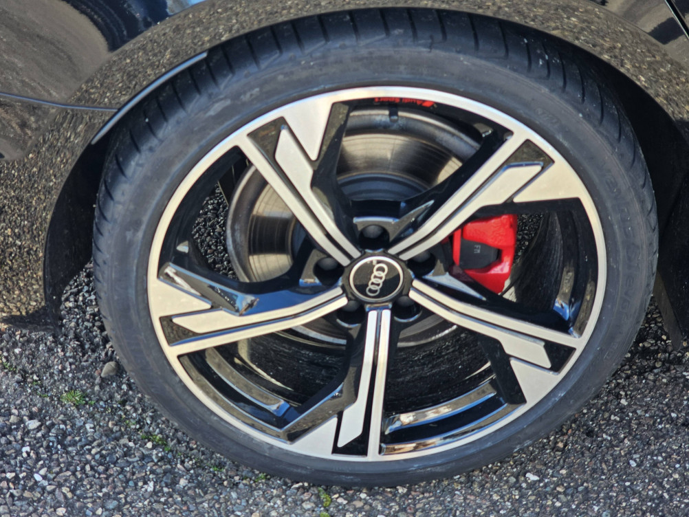 Acheter Audi A4 A4 Avant 40 TDI 204 S tronic 7 Competition 5p occasion dans les concessions du Groupe Faurie