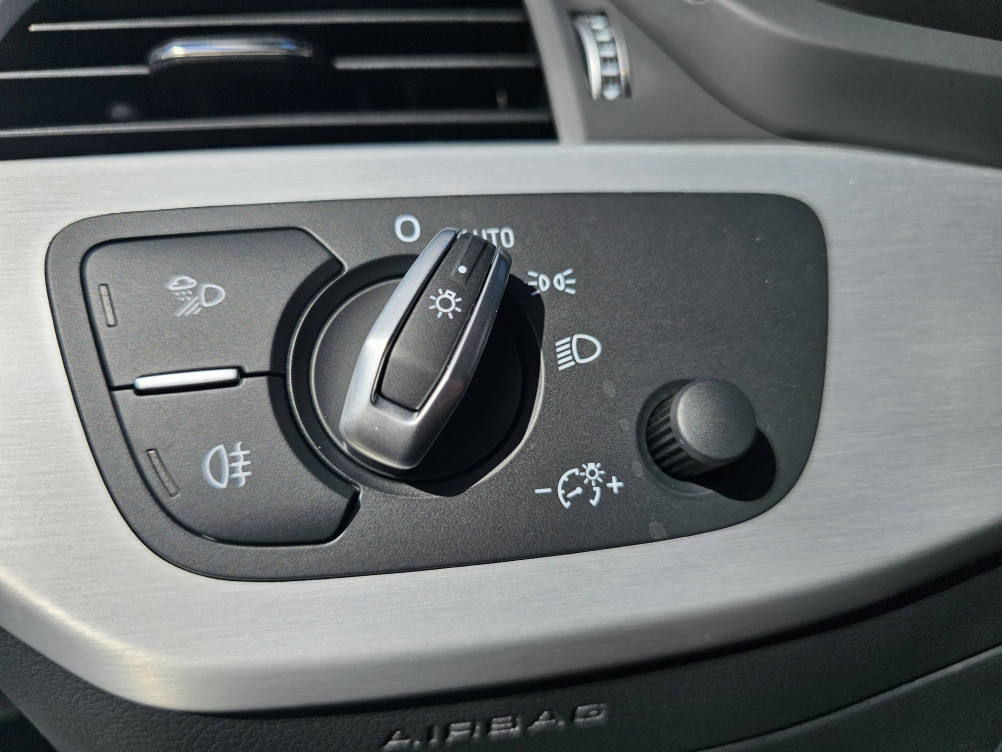 Acheter Audi A4 A4 Avant 40 TDI 204 S tronic 7 Competition 5p occasion dans les concessions du Groupe Faurie
