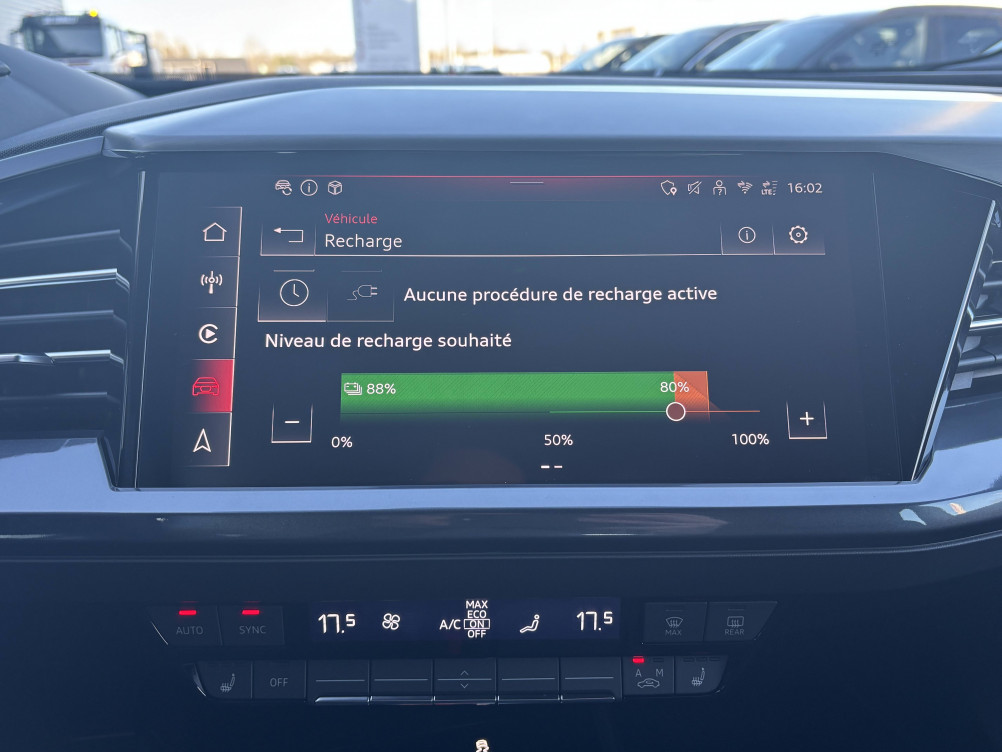 Acheter Audi Q4 Q4 e-tron 45 285 ch 82 kWh S LINE 5p neuf dans les concessions du Groupe Faurie