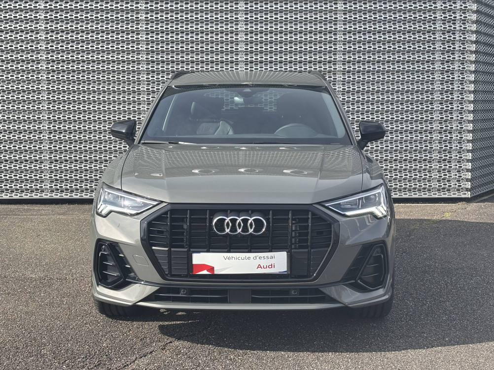 Acheter Audi Q3 Q3 35 TFSI 150 ch S tronic 7 S line 5p neuf dans les concessions du Groupe Faurie