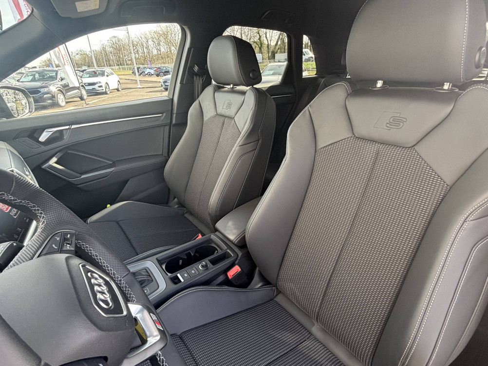 Acheter Audi Q3 Q3 35 TFSI 150 ch S tronic 7 S line 5p neuf dans les concessions du Groupe Faurie