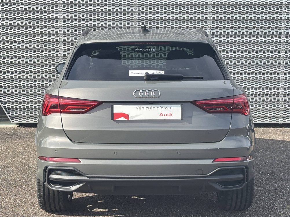 Acheter Audi Q3 Q3 35 TFSI 150 ch S tronic 7 S line 5p neuf dans les concessions du Groupe Faurie